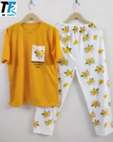 Women oversized Relax In Comfortable Printed T-Shirts and trouser for Girls